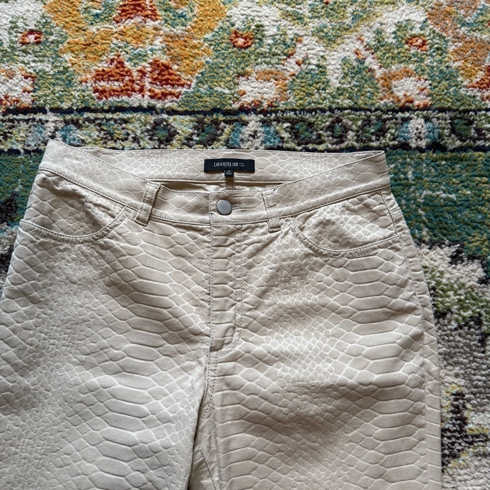 Lafayette 148 New York Croc Embossed Cream Straight Leg Pants - Picture 5 of 8